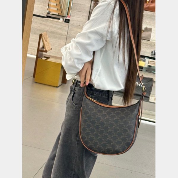 Designer Celine Fake 117253 Heloise Cuir Triomphe Bag