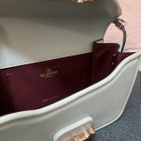 Wholesale VALENTINO GARAVANI LETTER VLOGO SIGNATURE handbag