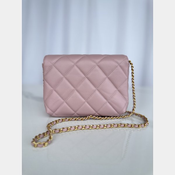 Top Quality CC Shiny Lambskin Crossbody Bag AS4986